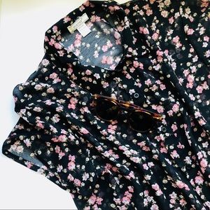 Sheer Poetry floral crop top 🌺